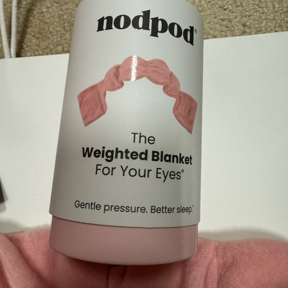 Pink Plush Face Mask with Bow Design - Picture 3 of 5